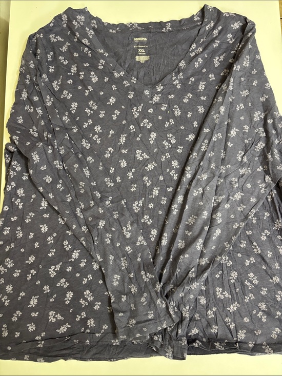 Sonoma Tops - SONOMA Charcoal Gray Long Sleeve V-Neck Top with White Floral Print
